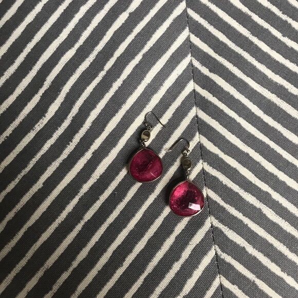 Nordstrom Bright Pink Drop Earrings - Picture 4 of 4